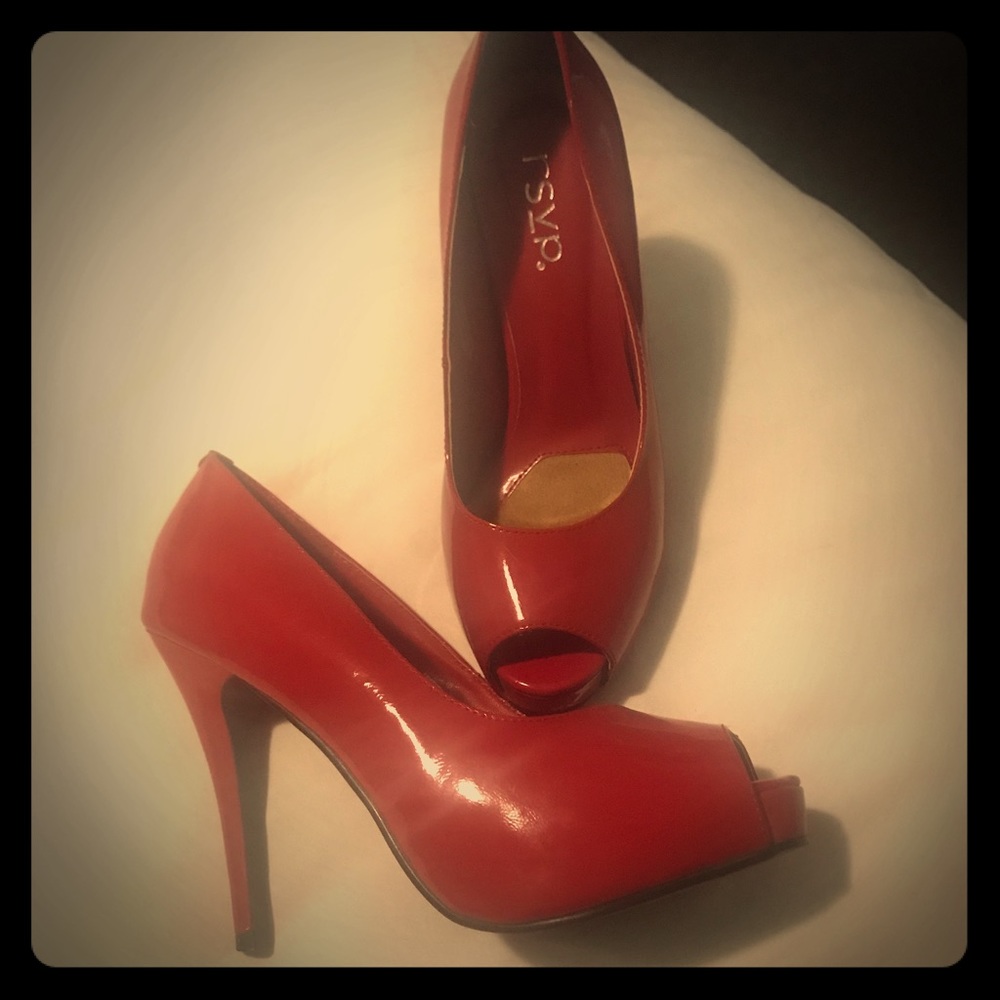 Peep toe heels